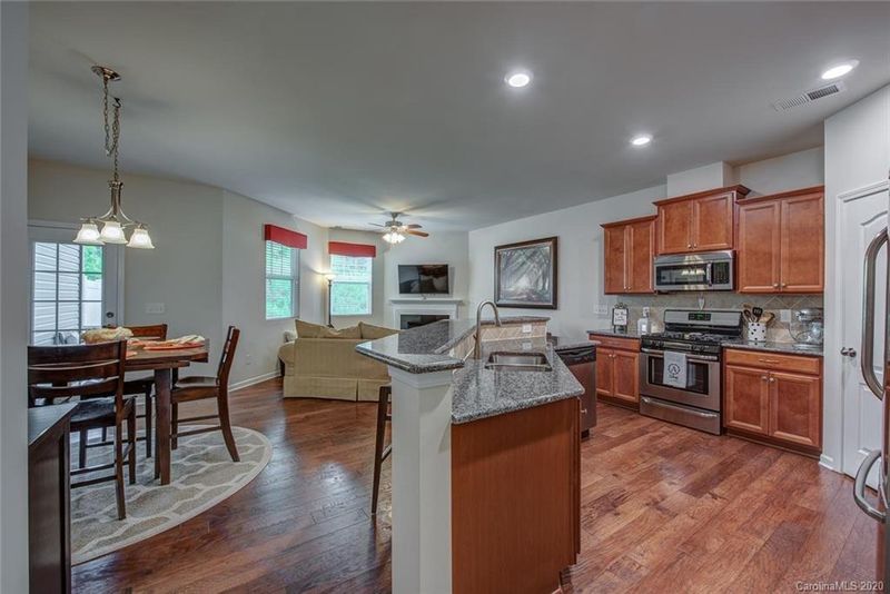 2740 Sawbridge Ln #37, Gastonia, NC 28056