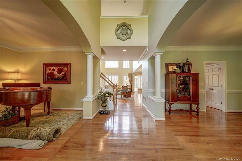 10477 Spring Tree Ln, Huntersville, NC 28078