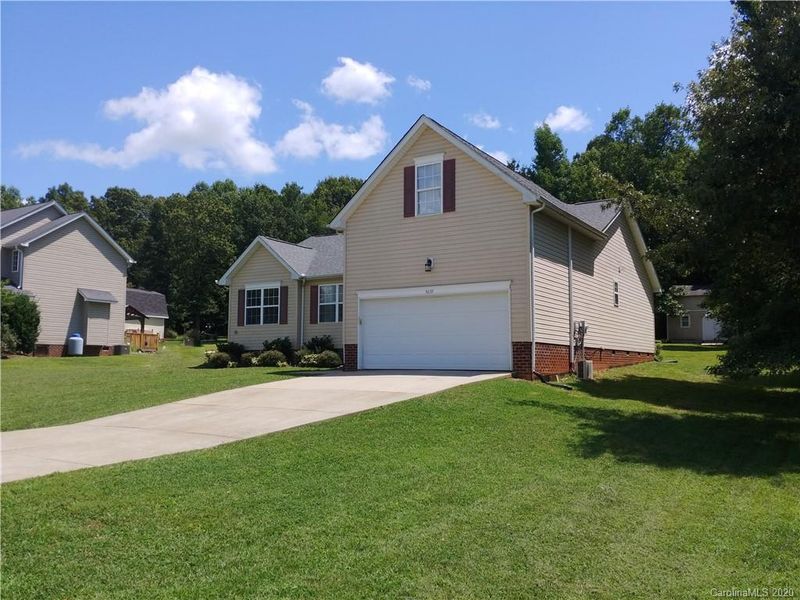 5639 Adolphus St, Catawba, NC 28609