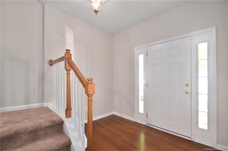9641 Walkers Glen Dr, Concord, NC 28027