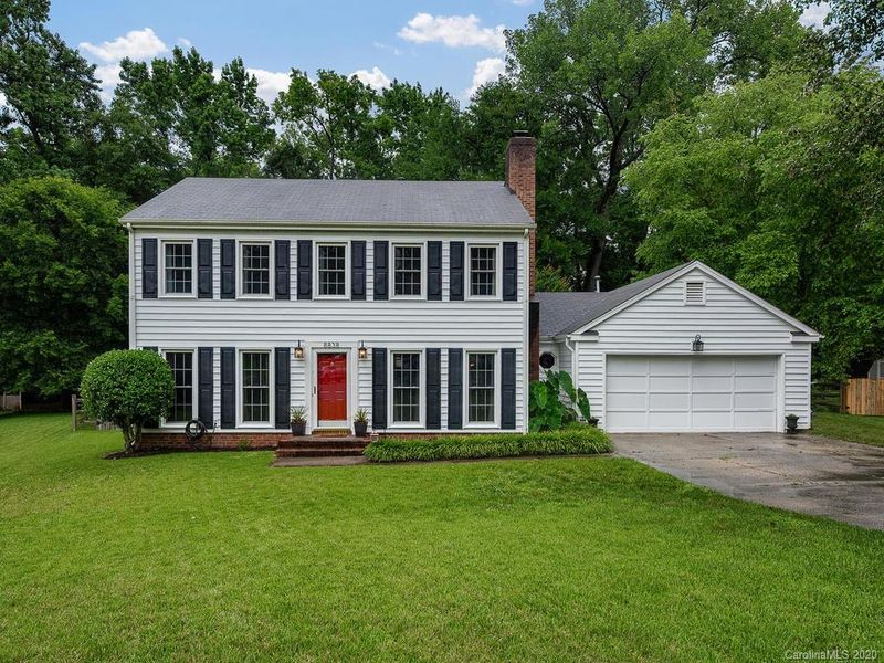 8838 Leipzig Dr, Charlotte, NC 28210