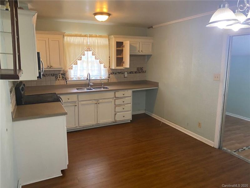 2233 Marbetta Ln, Charlotte, NC 28215