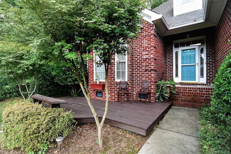 10329 Spring Meadow Dr, Mint Hill, NC 28227