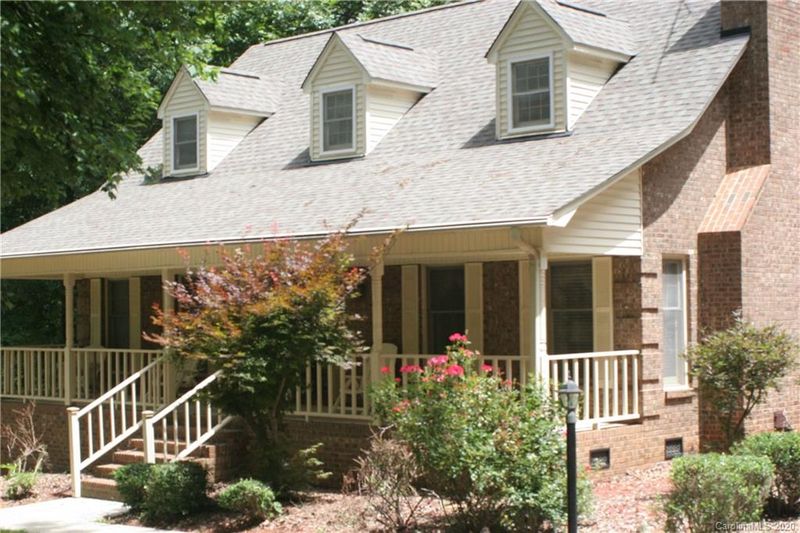 1160 SE Ben Black Rd, Midland, NC 28107