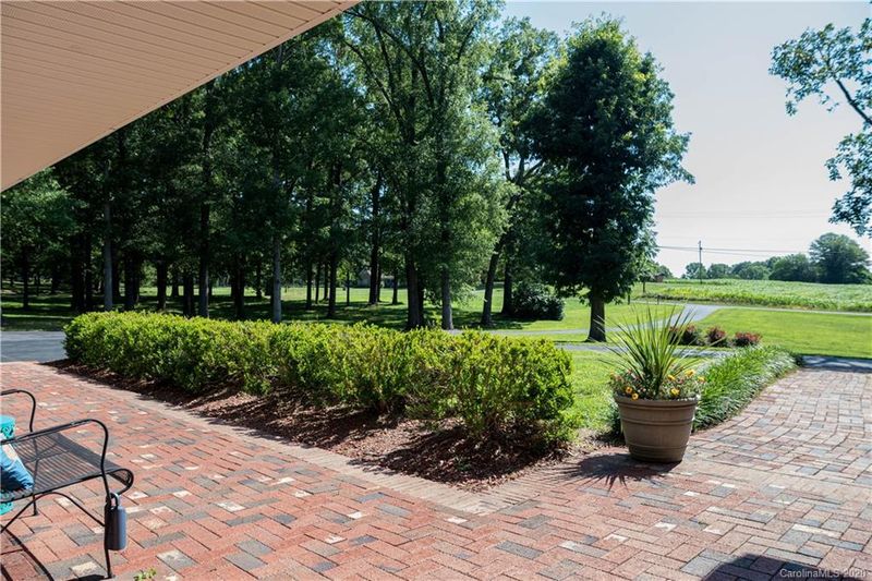 520 S Elm St, Marshville, NC 28103