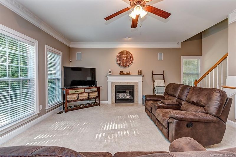 1931 Grigg Ln, Waxhaw, NC 28173