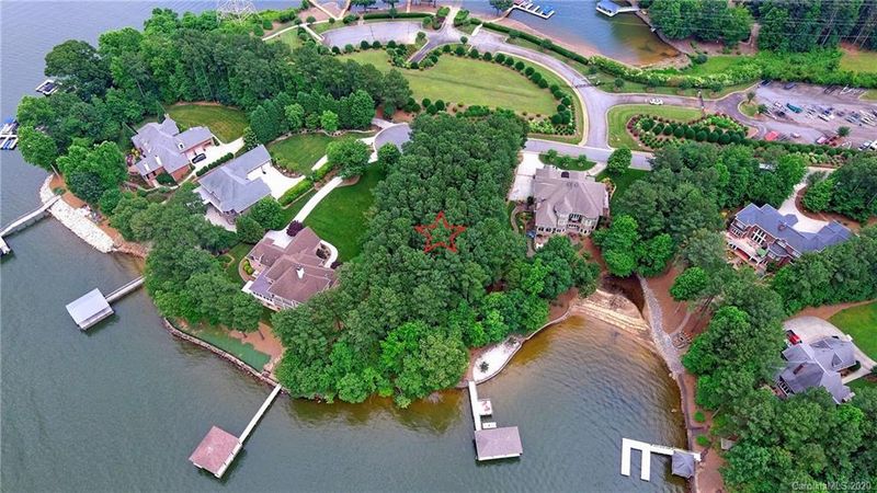 2095 Northview Harbour Dr, Sherrills Ford, NC 28673