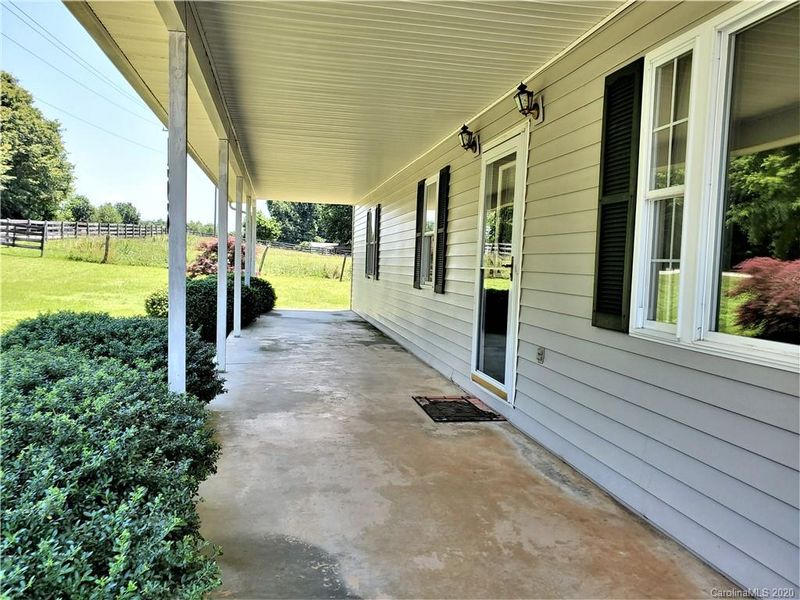 155 Taft Rd, Stony Point, NC 28678