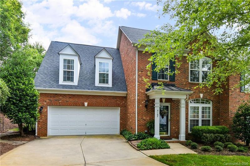 5107 Berkeley Greene Dr, Charlotte, NC 28277