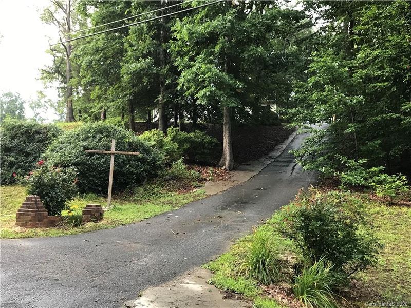 138 Winding Trl, Stanley, NC 28164