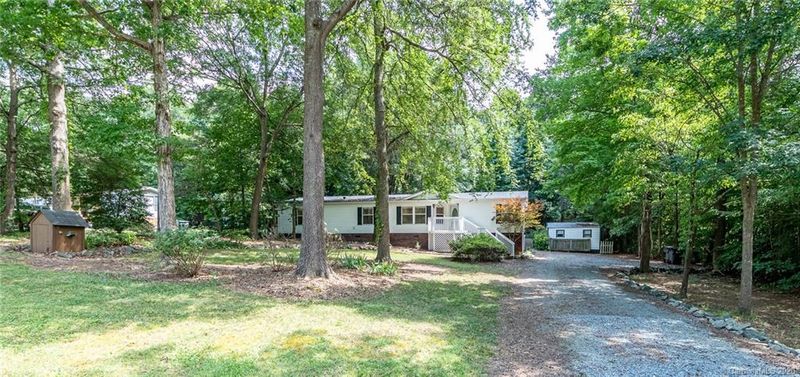 4100 Eagle Chase Dr, Charlotte, NC 28214
