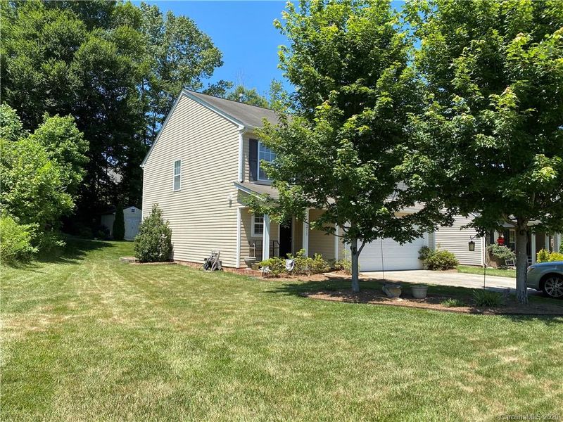 1211 Catawba Run Rd, Lowell, NC 28098