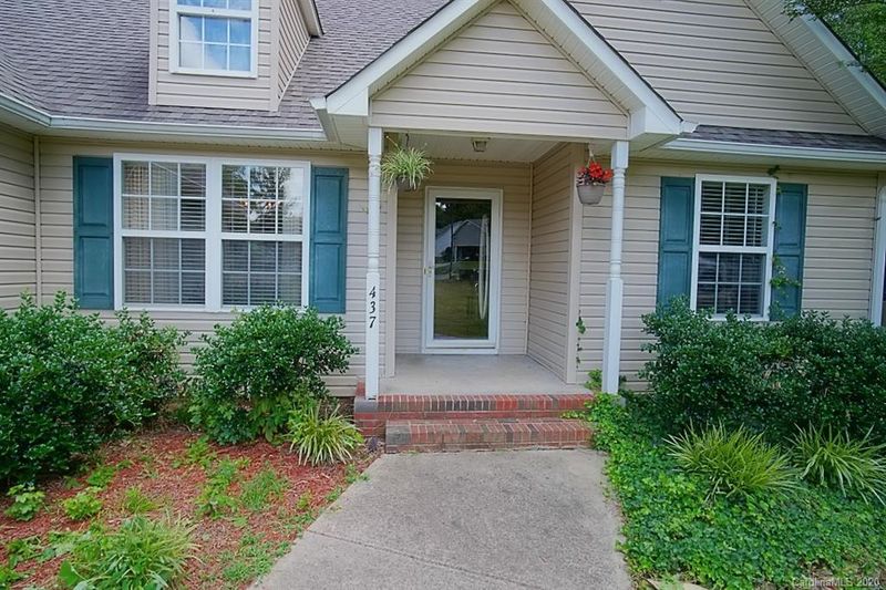 437 Swallowtail Ct, Rock Hill, SC 29732