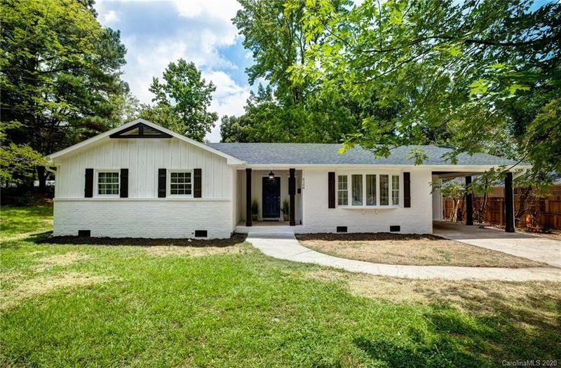 4148 Larkspur Ln, Charlotte, NC 28205