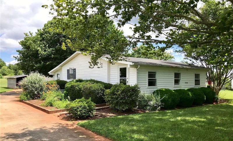 5708 Bolick Rd, Claremont, NC 28610