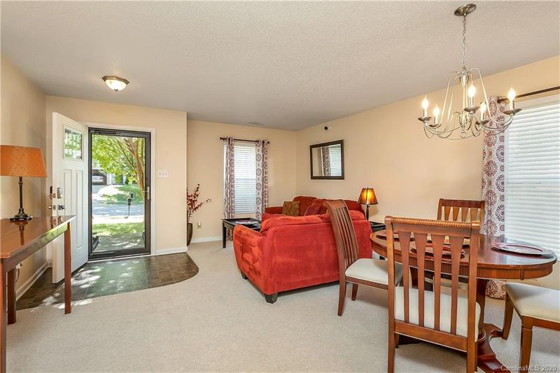 7535 Eben Dr, Charlotte, NC 28269