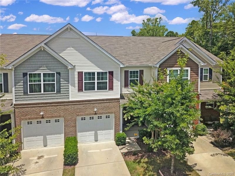 7445 Calhoun Falls Dr, Rock Hill, SC 29732