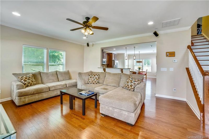 5830 Ringneck Rd, Charlotte, NC 28216