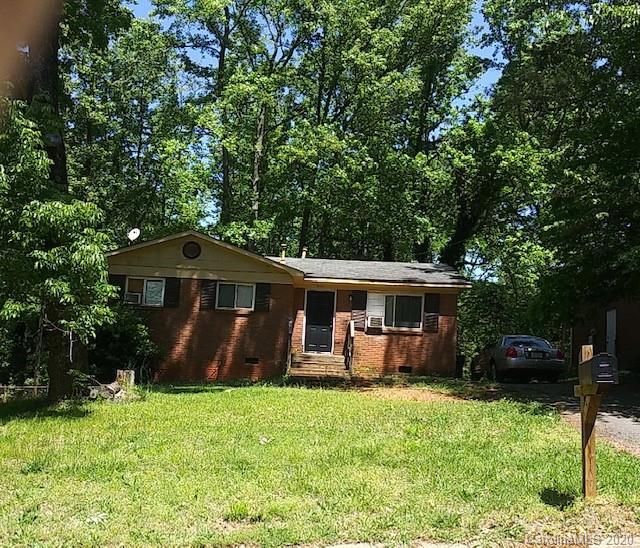 300 Edgegreen Dr, Charlotte, NC 28217