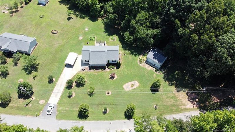 2260 Southbend Rd, Clover, SC 29710