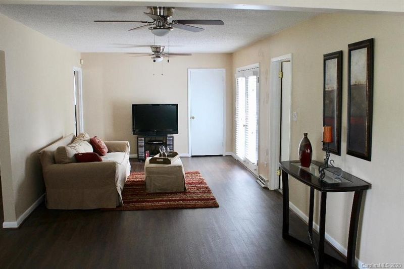 301 Eastway Ave, Kannapolis, NC 28083