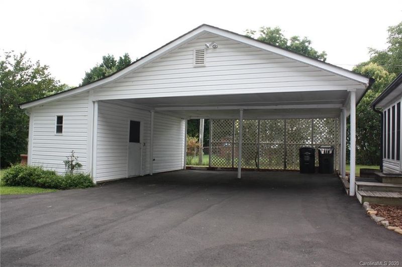 1082 Union St S, Concord, NC 28025