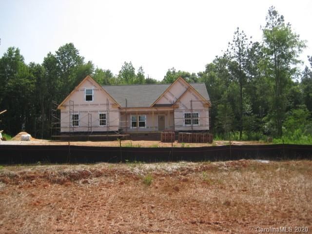 6229 Sanders Landing Ln, Clover, SC 29710