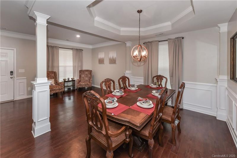 2817 San Saba St, Charlotte, NC 28214