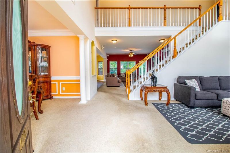4018 Sawmill Trace Dr, Charlotte, NC 28213