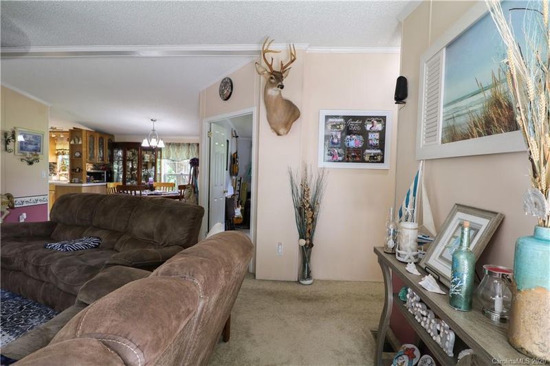 1010 Cedar Creek Rd, Kannapolis, NC 28083