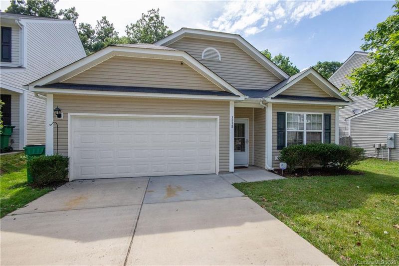 3838 Fircrest Dr, Charlotte, NC 28217