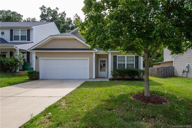 3838 Fircrest Dr, Charlotte, NC 28217