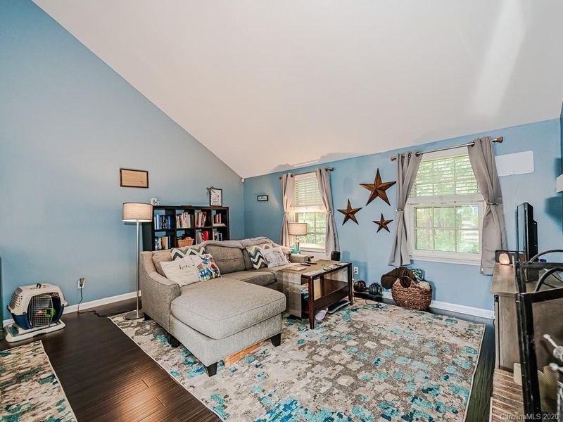 6530 Point Comfort Ln, Charlotte, NC 28226