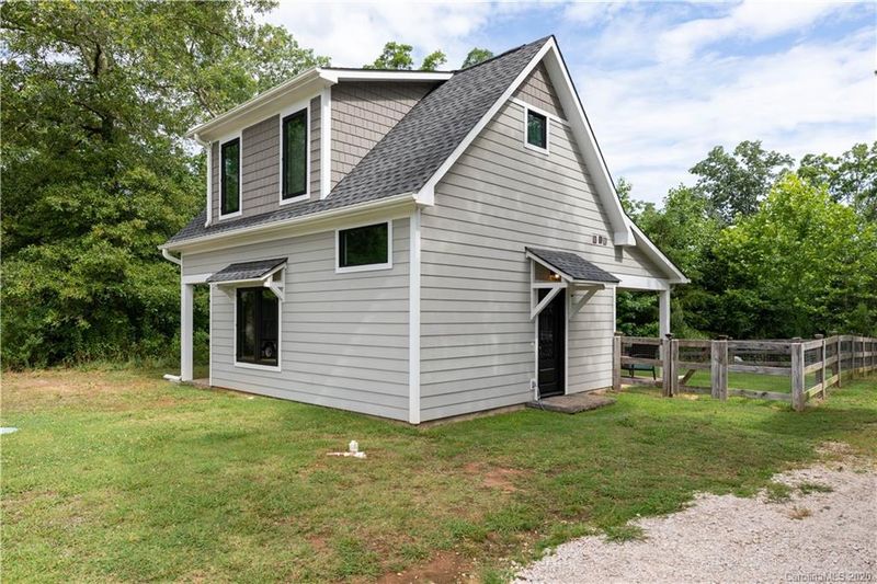 920 Mcgill Rd, Smyrna, SC 29743