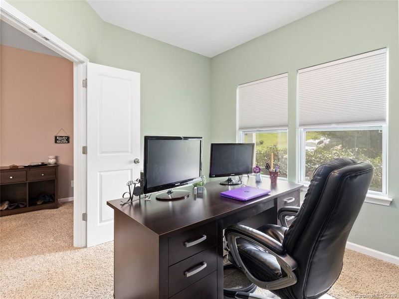 336 Royal Windsor Dr, Midland, NC 28107