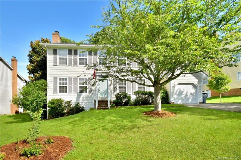 10609 Appleberry Ln, Charlotte, NC 28214