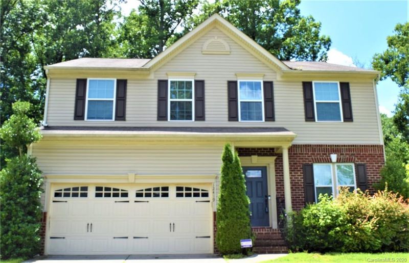 12419 Hampton Place Dr, Charlotte, NC 28269