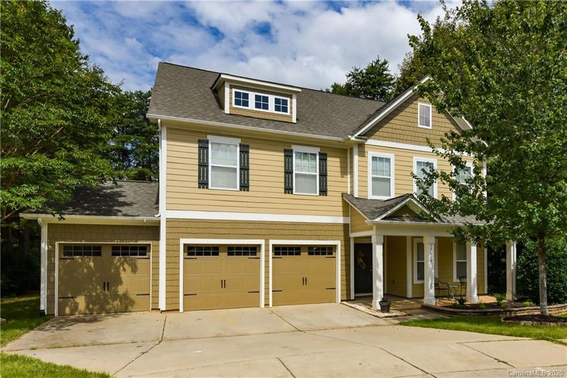 15604 Pine Glen Ct, Charlotte, NC 28273