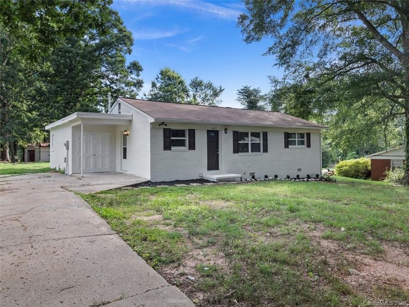 1609 Scott Rd, Statesville, NC 28625