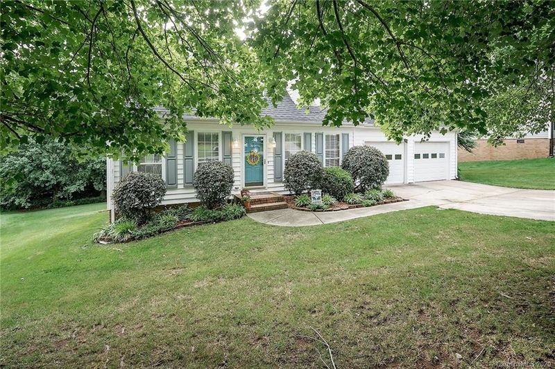 536 Garrison Ct SW, Concord, NC 28025