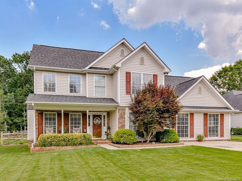3131 Leicester Dr, Matthews, NC 28104