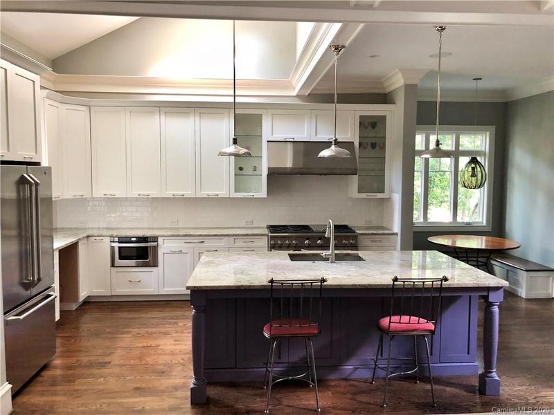 1438 Lilac Rd, Charlotte, NC 28209