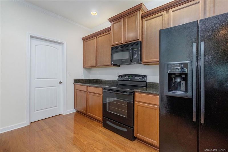 8509 Loxton Cir, Charlotte, NC 28214