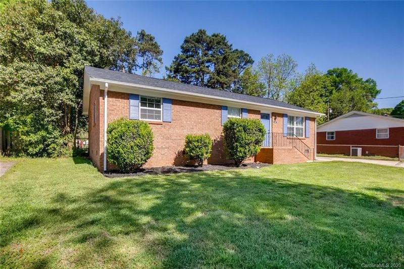 1801 Lakedell Dr, Charlotte, NC 28215