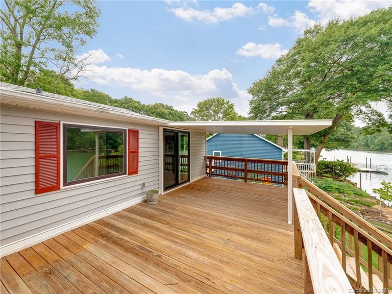 1405 Riverside Dr, Charlotte, NC 28214