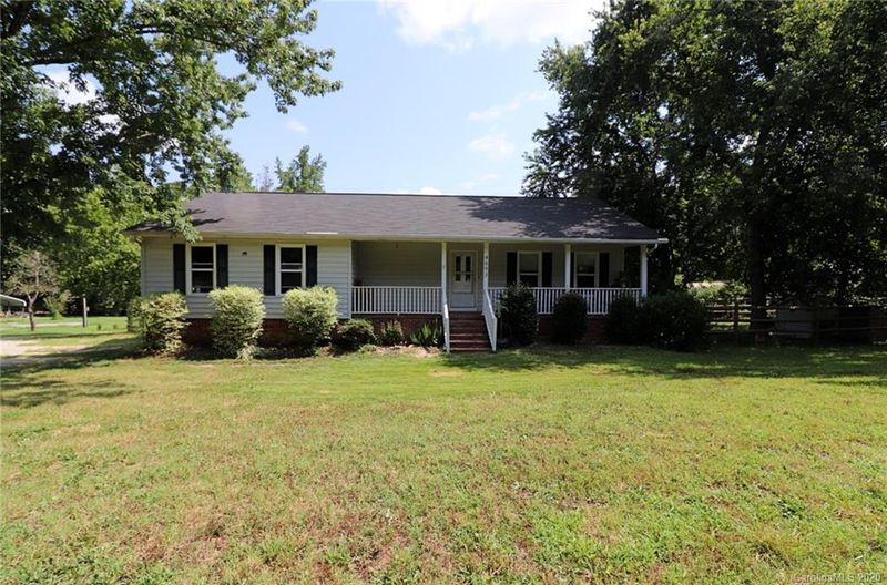 4693 Cureton Ferry Rd, Catawba, SC 29704