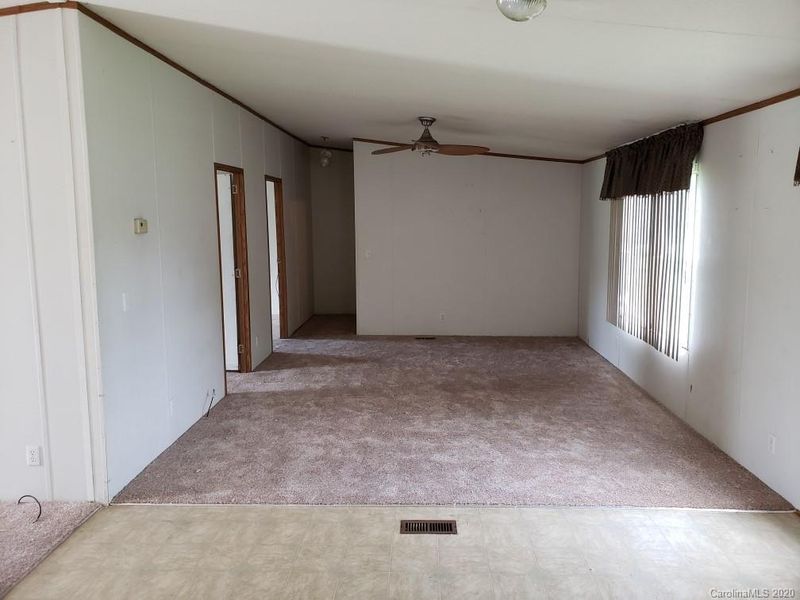 2266 Dellinger Dr, Newton, NC 28658