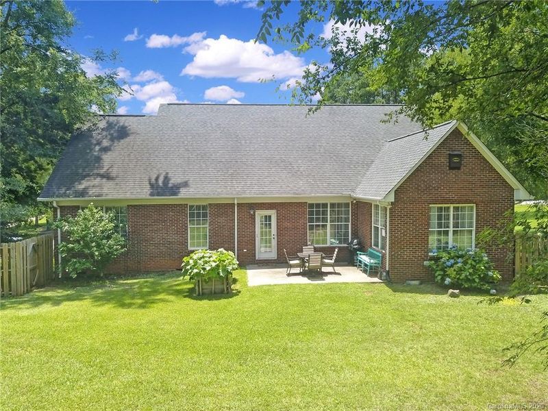 1186 Craig Ave, Lancaster, SC 29720