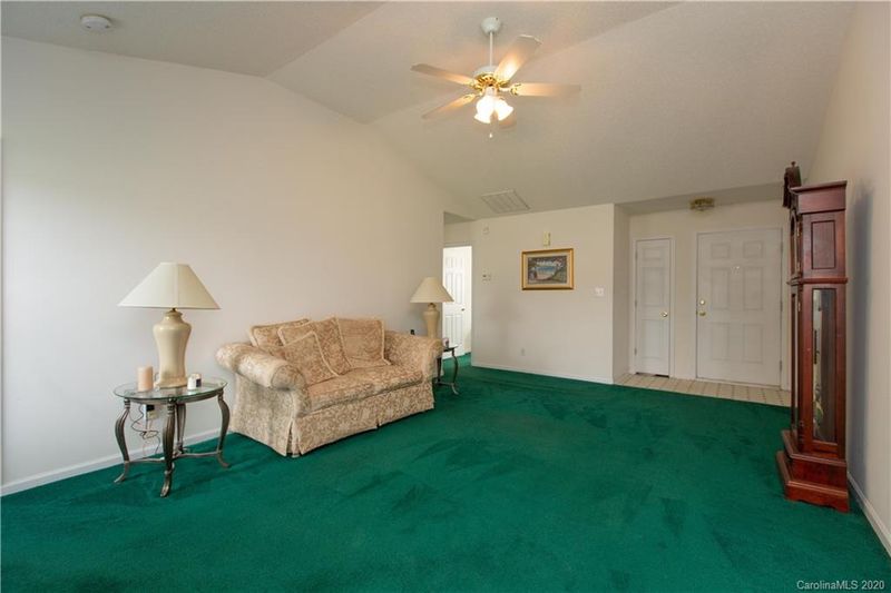 9922 Austin Samuel Pl, Charlotte, NC 28214