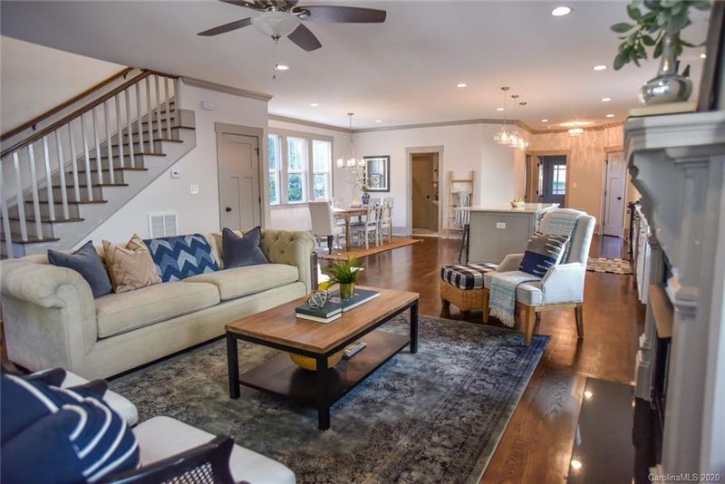 1017 Pryor St, Charlotte, NC 28208